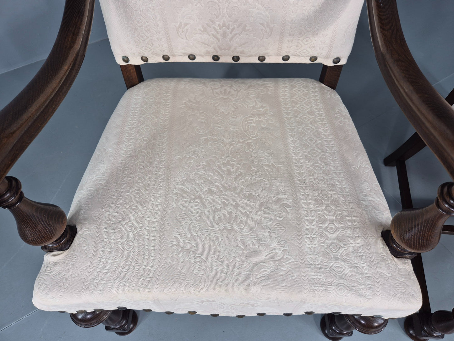 2 Vintage Carolean Style Oak Armchairs 1950s Danish Repro Quality Eb12641