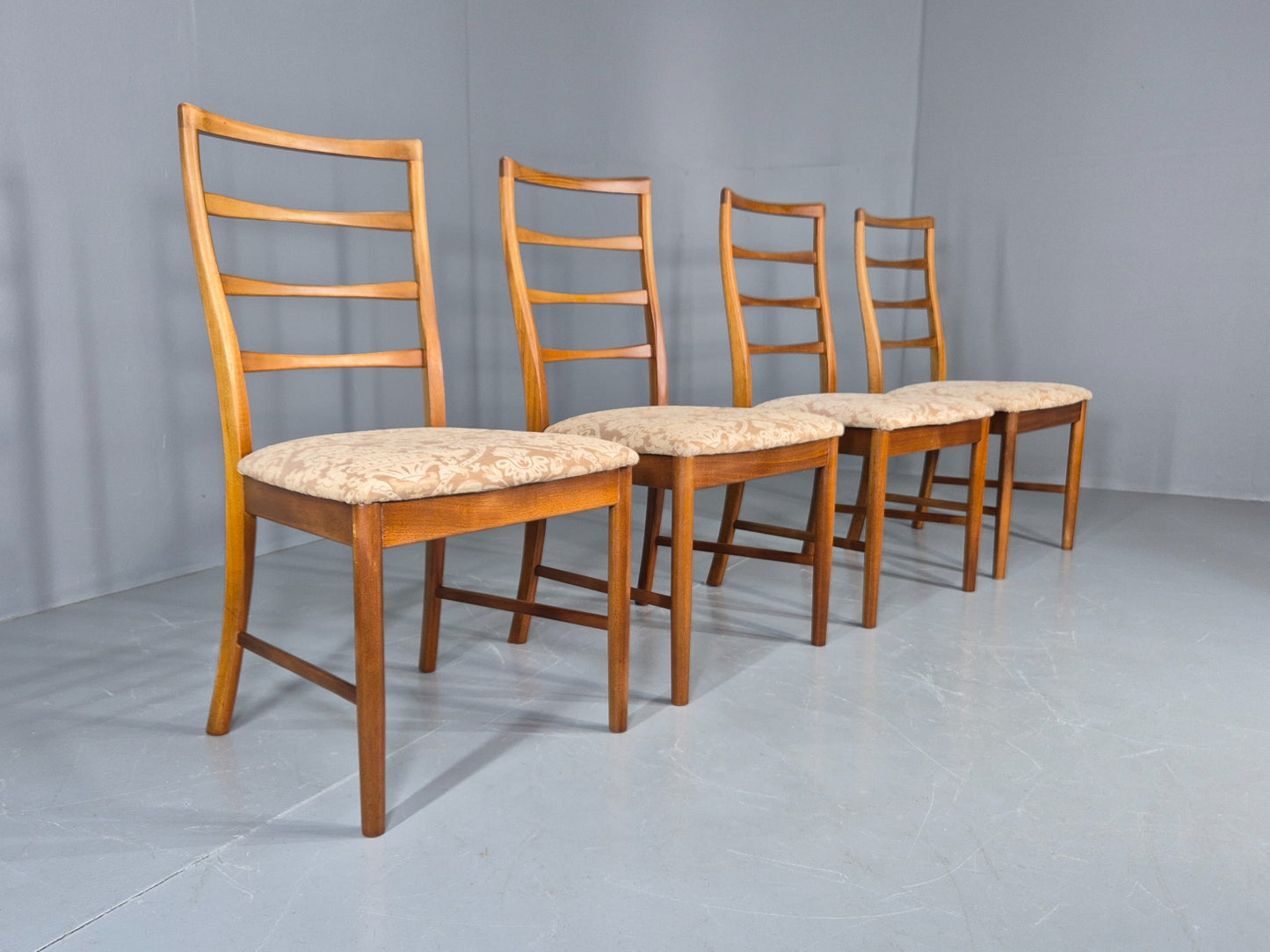 4 Vintage McIntosh Dining Chairs High back ladder Style 1960s Retro MCM EB12861