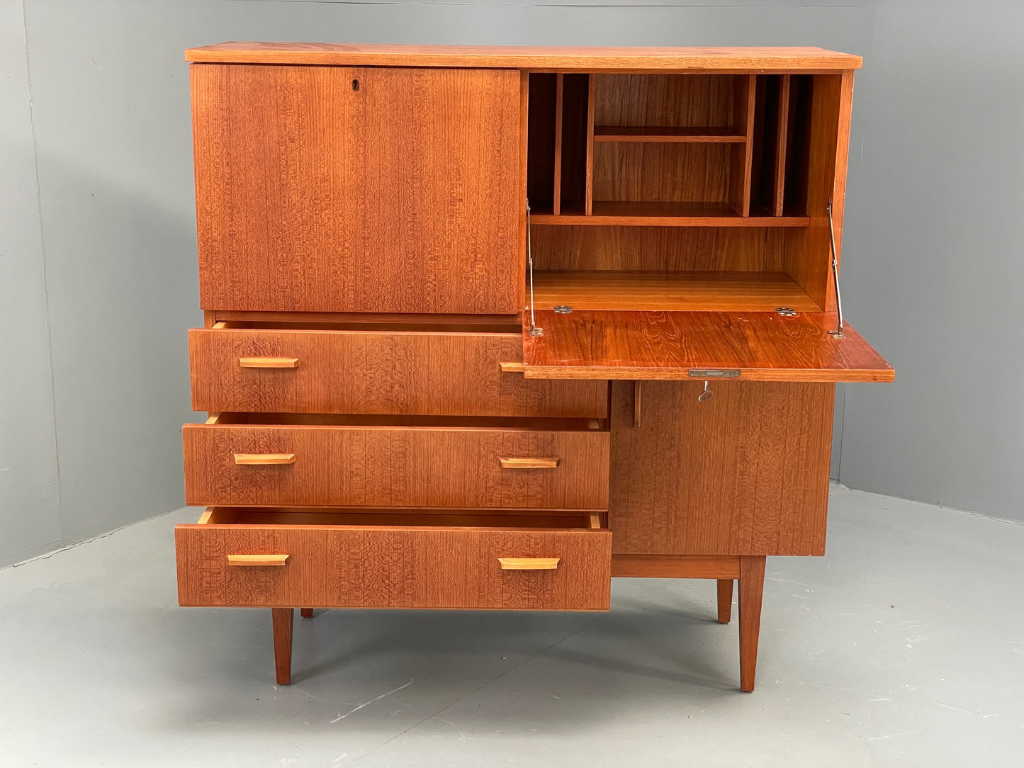 Vintage 1960s Teak Cabinet Sideboard Storage Shelving Drawers EB12294