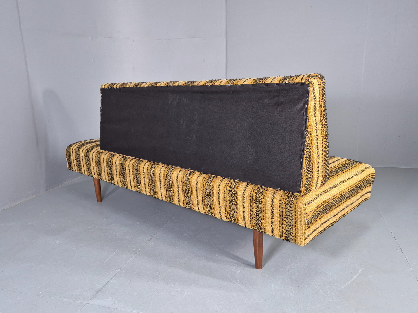 Vintage Danish Mid Century Day Bed 1960s Original Condition Retro  EB12387