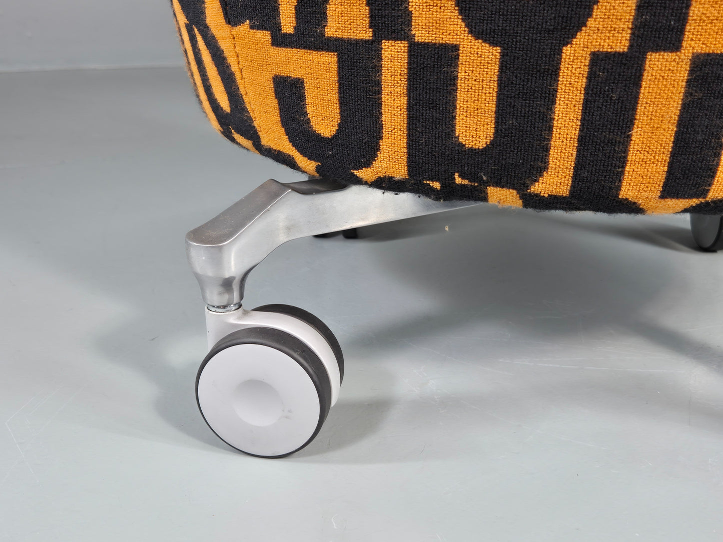 Vintage Orange Box Point Stool Wheely Fun Office Stools EB12237