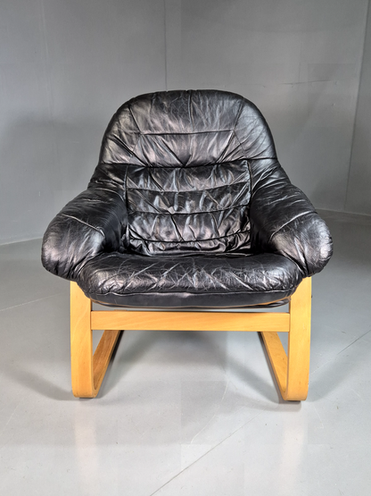 EB7254 Vintage Danish Lounge Chair Black Leather Bentwood Frame Retro MCM MBEN