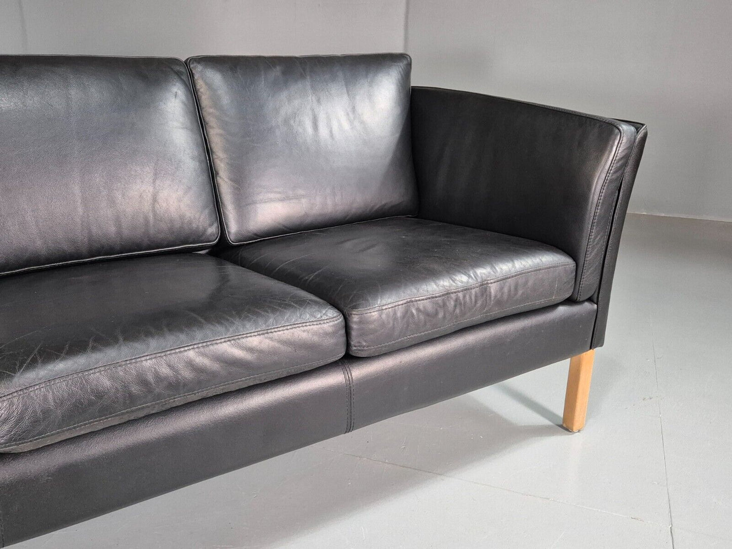 EB7578 Vintage Danish 3 Seat Sofa Black Leather Retro MCM  M3SS