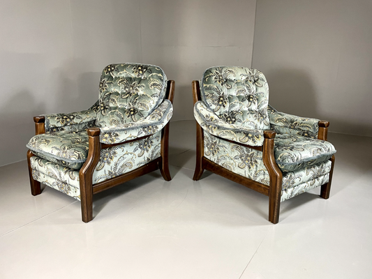 EB5517 A Pair Vintage Danish 1970s Floral Lounge Chairs, Kitsch, Retro, VCLO