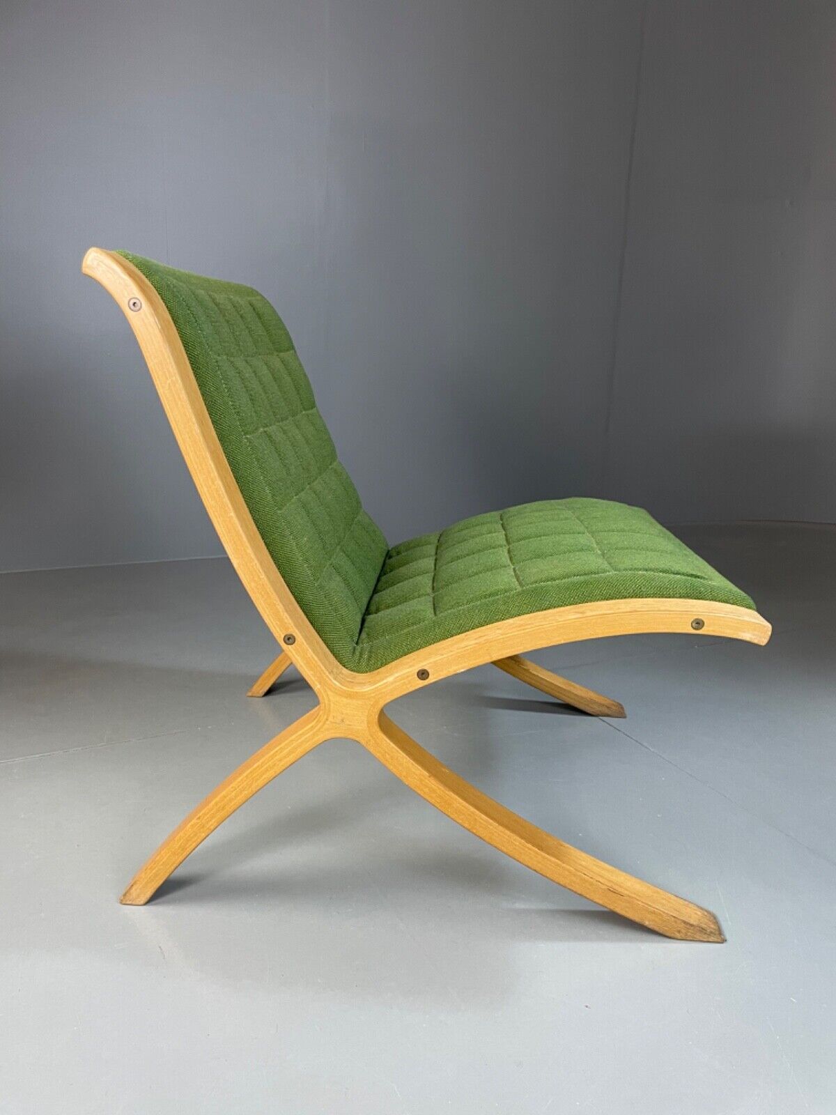 EB4832 Hvidt and Molgaard lounge chair, Ax Series for Fritz Hansen, Danish MNOR