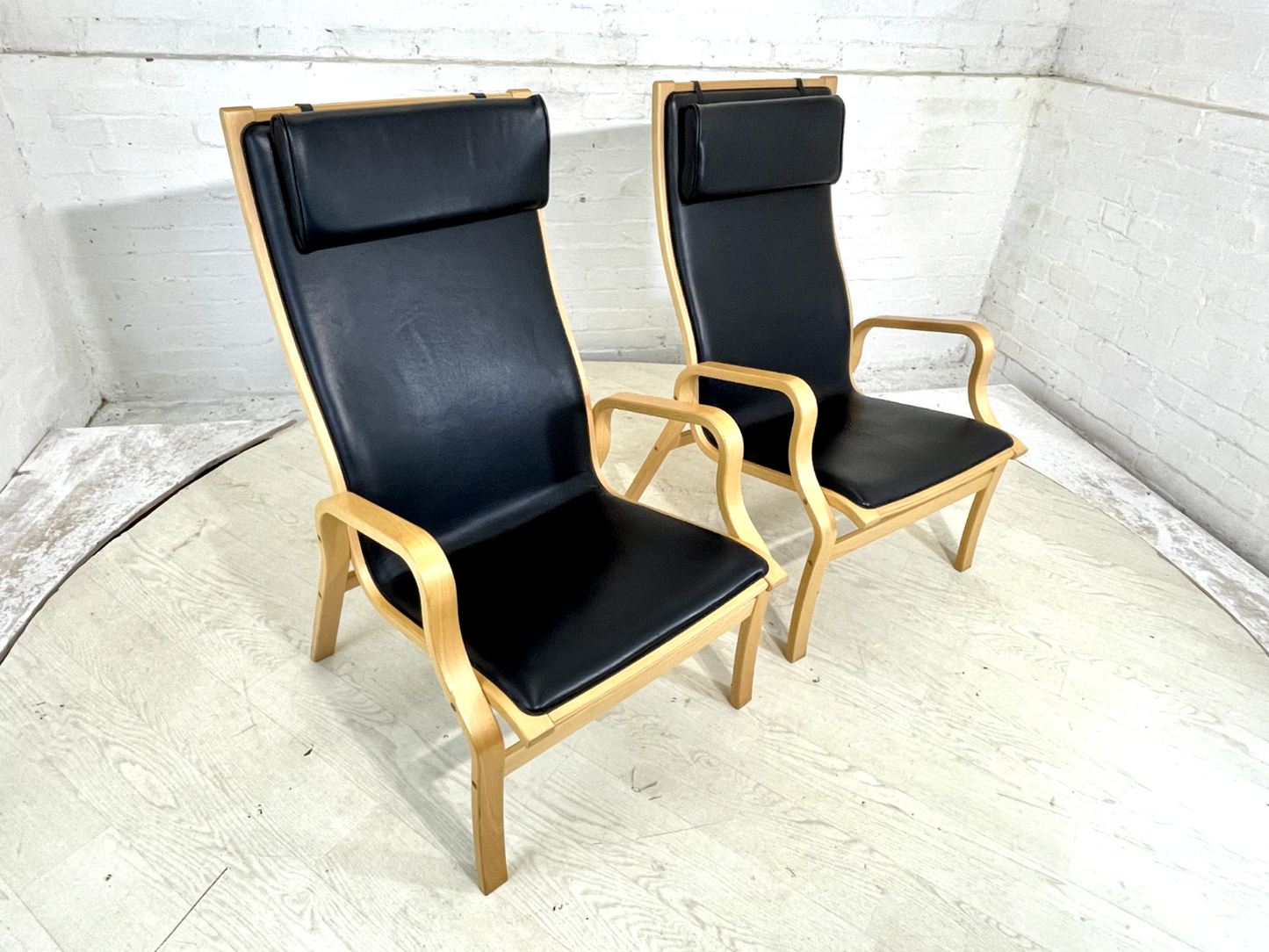 EB4445 Pair Of Vintage Danish Skippers Bentwood Chairs Black Leather Retro MBEN