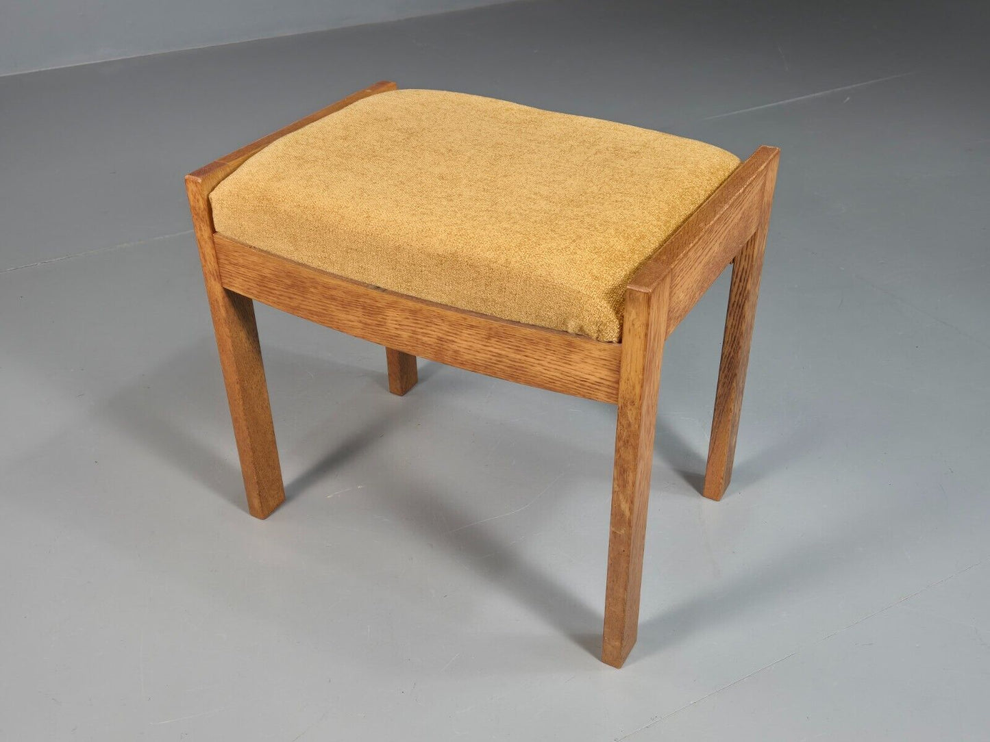 Vintage Stool Gold Chenille Oak Frame Meredew 1950s Retro EB7896 MFOO