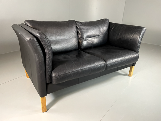 EB5861 Vintage Danish 2 Seat Black Leather Sofa, Retro, MCM M2SS