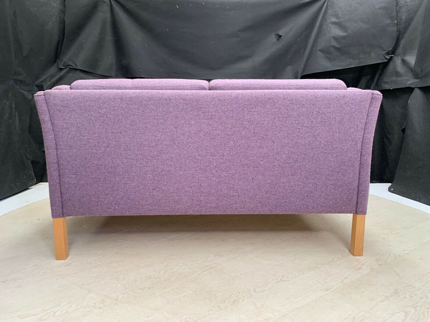 EB2673 Danish Purple Wool Two Seater Sofa Mid-Century Modern Lounge Seating M2SS