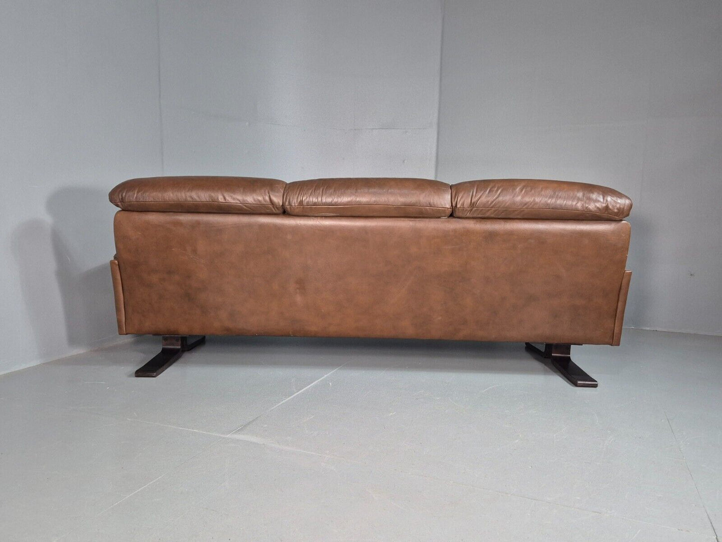 Vintage Danish 3 Seat Sofa Brown Leather Buttoned 1970s Retro MCM EB8314 M3SS