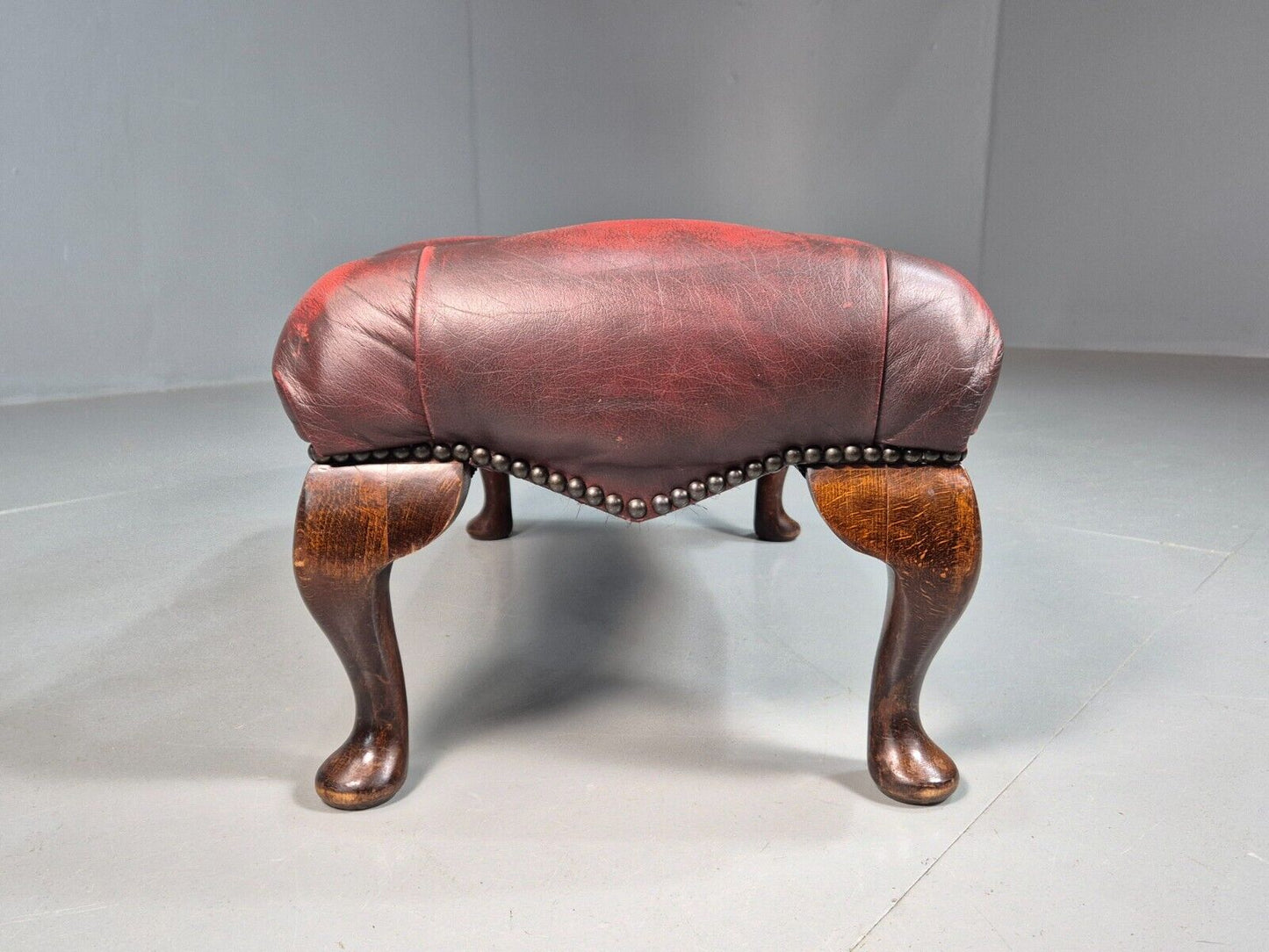 Vintage Footstool Oxblood Leather Chesterfield Style Antique Style EB8186 VCHE