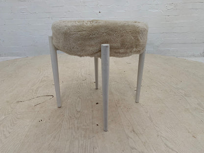 EB3887 Danish White Faux Fur Footstool with White Legs Retro Vintage MFOO