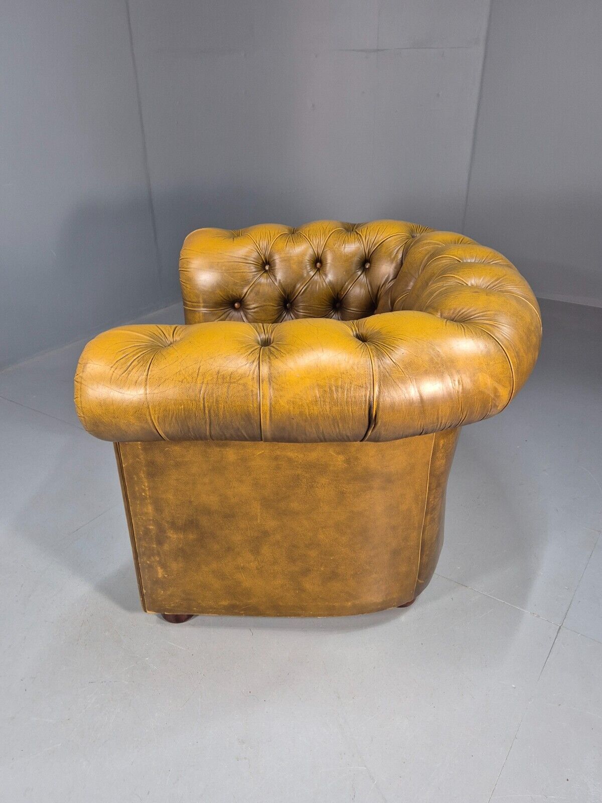 Vintage Chesterfield Club Chair Tan Leather 1970s EB8301 VLEA