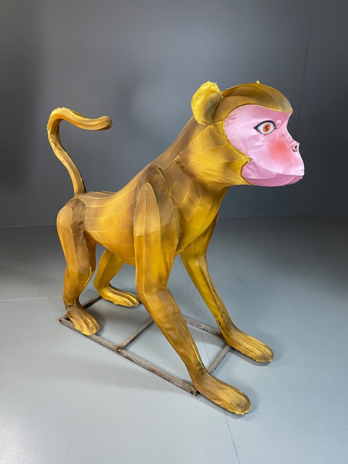 EB5002 Oversized Monkey Sculpture, Indoor/Outdoor, One off,  VWOO