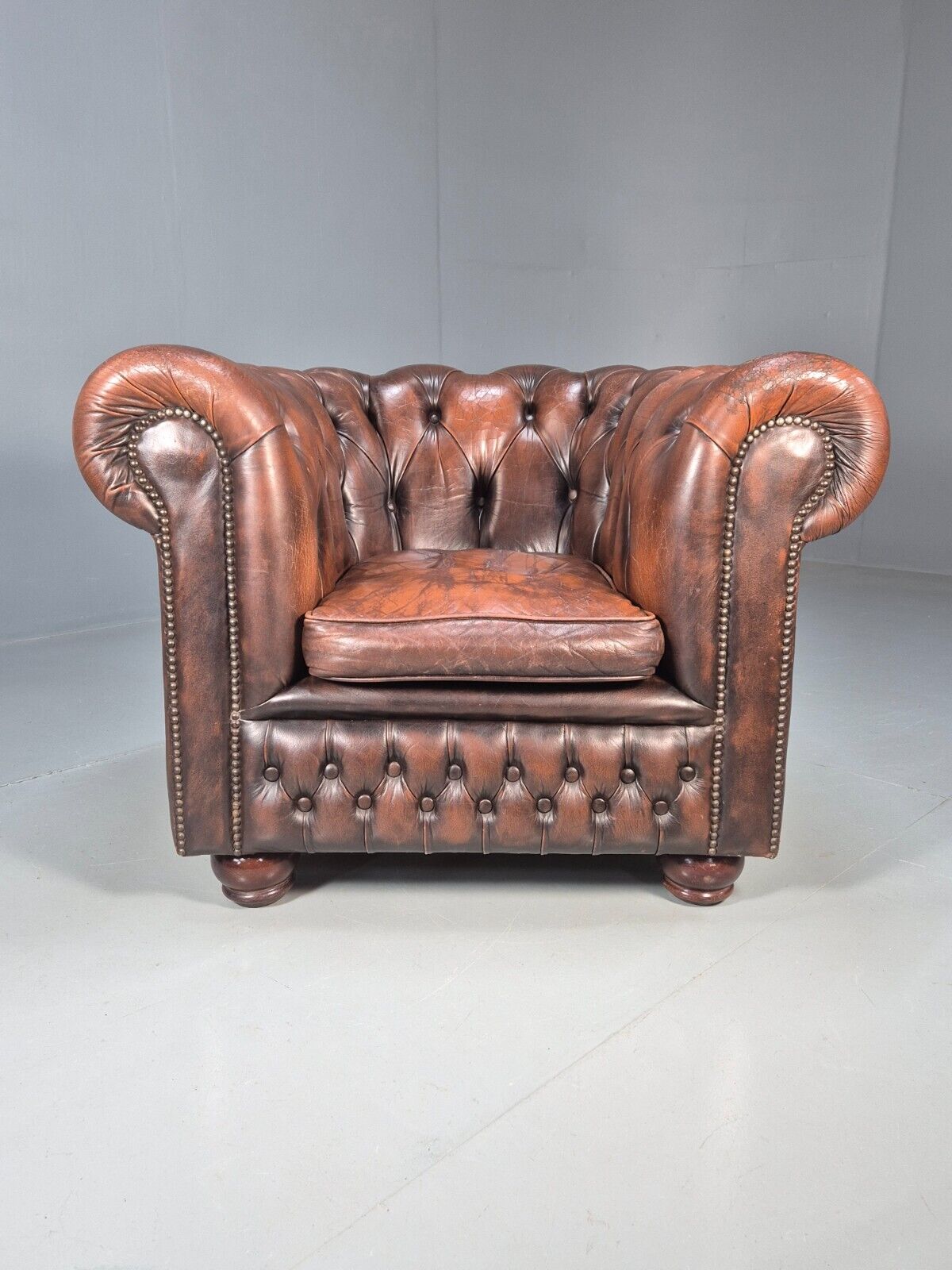 Vintage Chesterfield Club Chair Brown Deep Buttoned Leather EB8520 VLEA