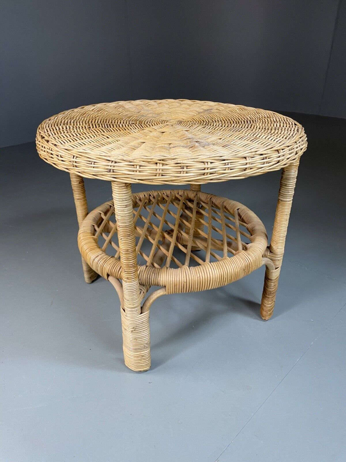 EB5299 Wicker 2 tier Circular Side/ Lamp Table, Retro, Vintage VWOO