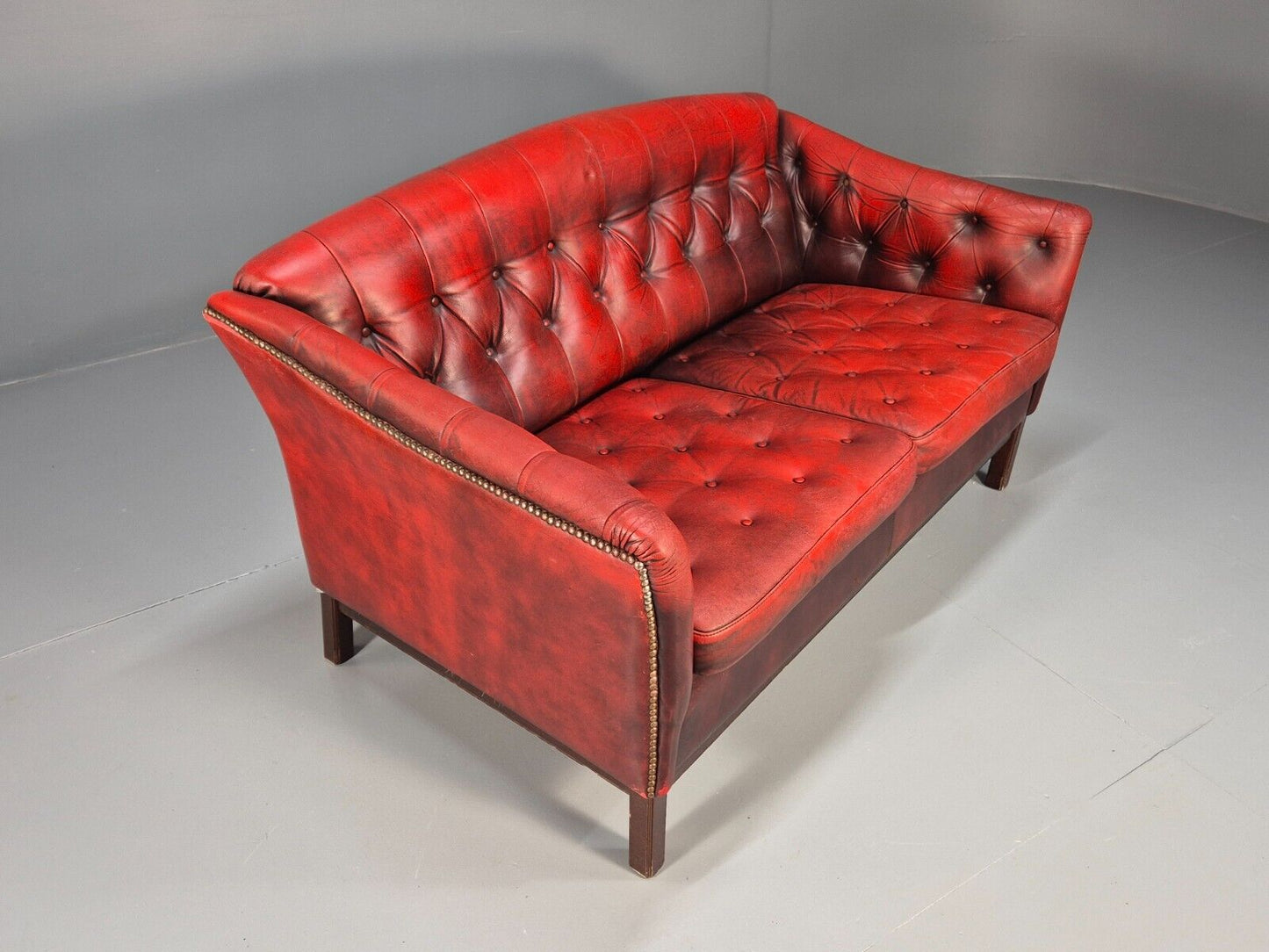 Vintage Danish 2 Seat Sofa Red Leather Chesterfield Style Retro EB8574 VCHE