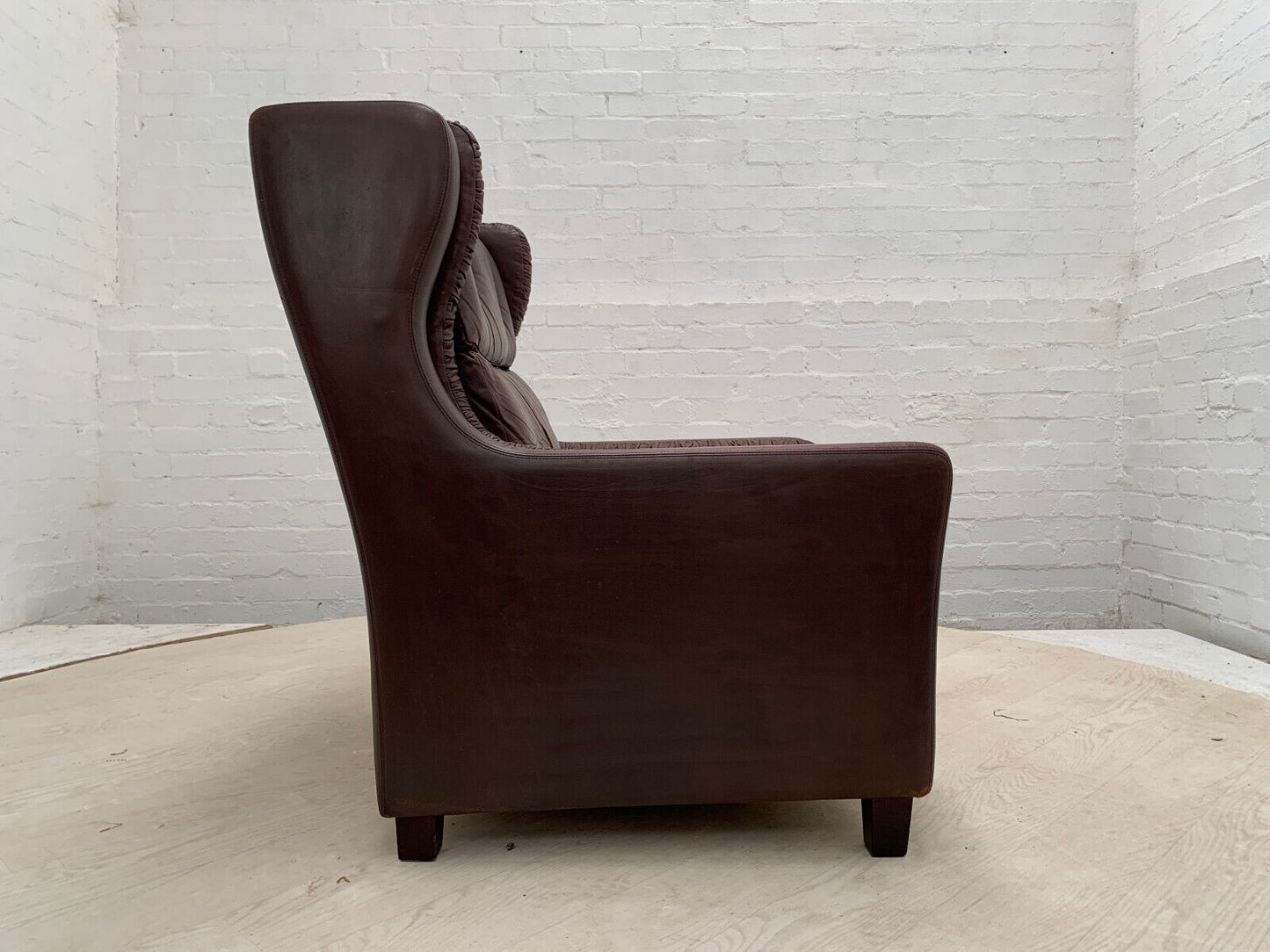 EB3191 Danish Brown Leather Winged-Back Arm Chair Mid-Century Modern Lounge MNOR