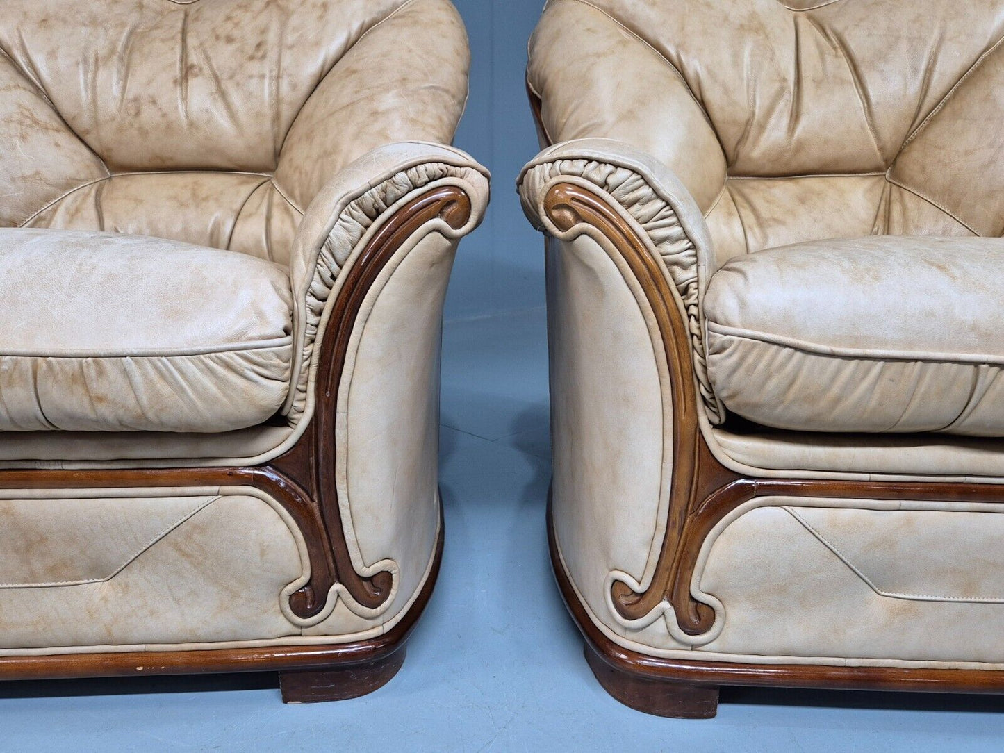 2 Vintage Danish Lounge Chairs Beige Leather Wood Trim 1990s BeEB8287 VLEA