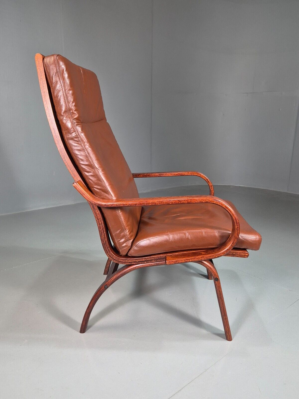 EB7485 Vintage Danish Lounge Chair Brown Leather Bentwood Retro 1980s MBEN