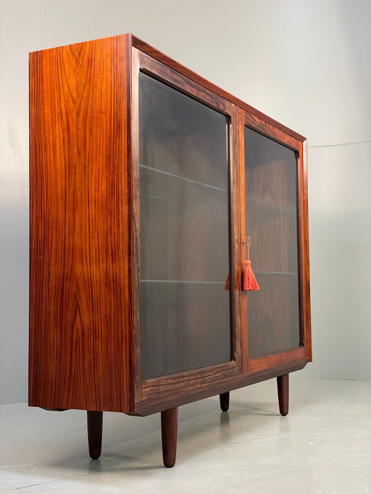 EB7526 Vintage Danish Glazed Display Cabinet 1970s Mid Century Modern MWOO