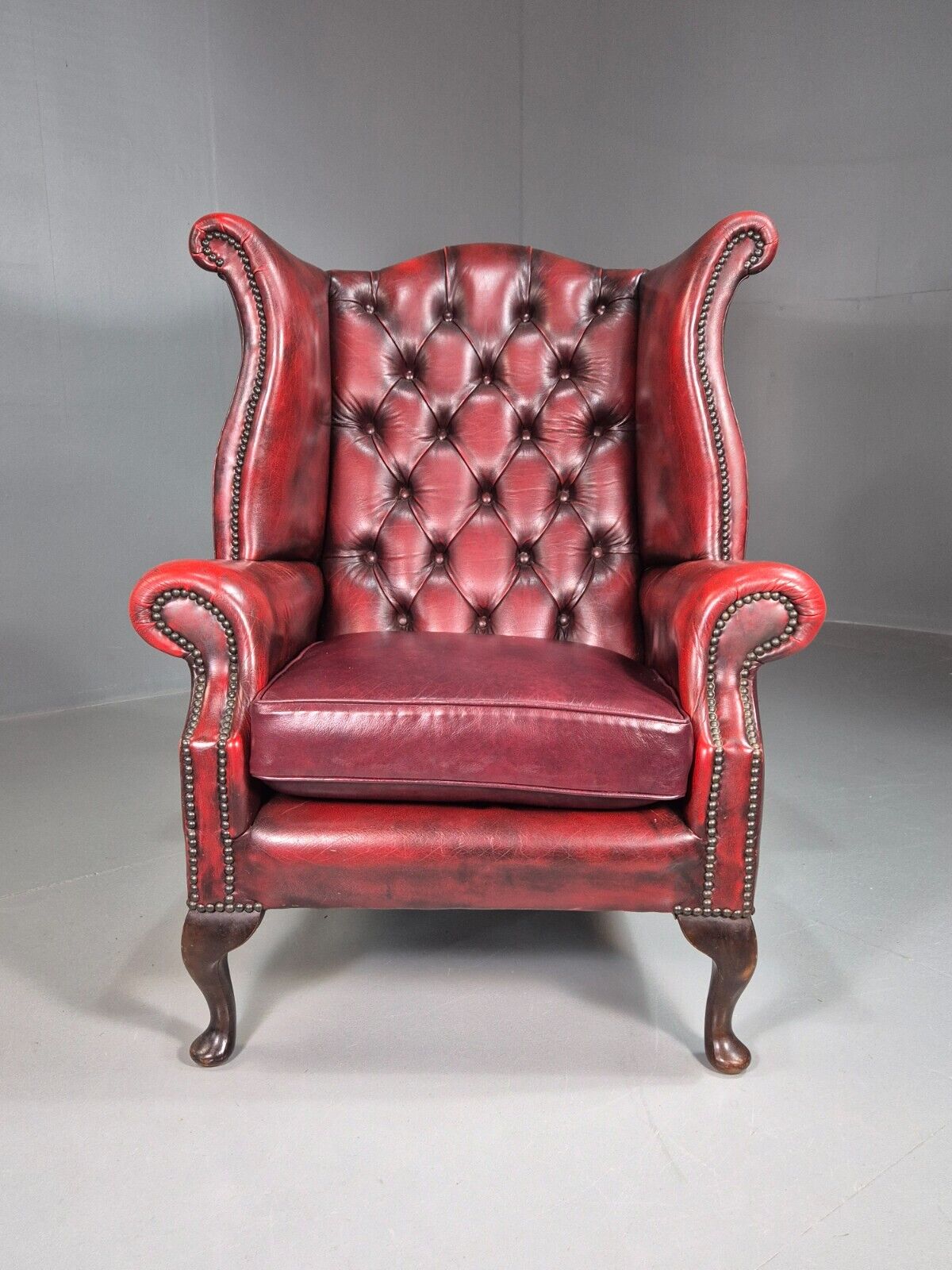 Vintage Wing Back Lounge Chair Red Leather Chesterfield Queen Anne EB7807 VCHE