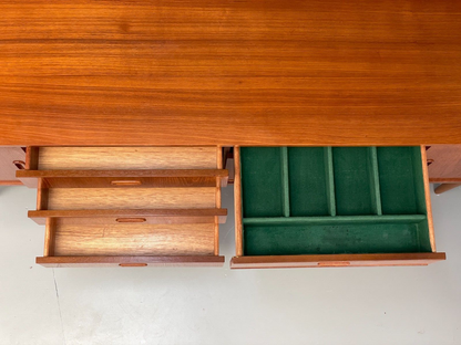 Vintage Large Teak Sideboard 1970s Mid Century EB7946 MWOO