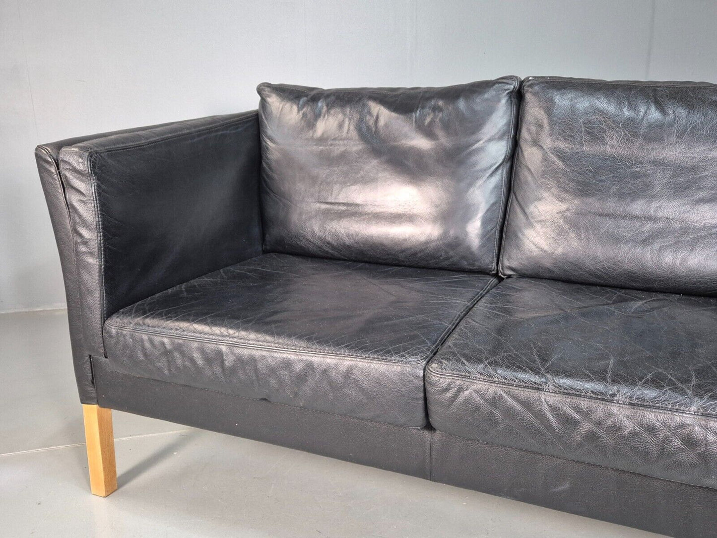 Vintage Danish 2 Seat Sofa Black Leather 1980s Retro MCM  EB7625 M2SS