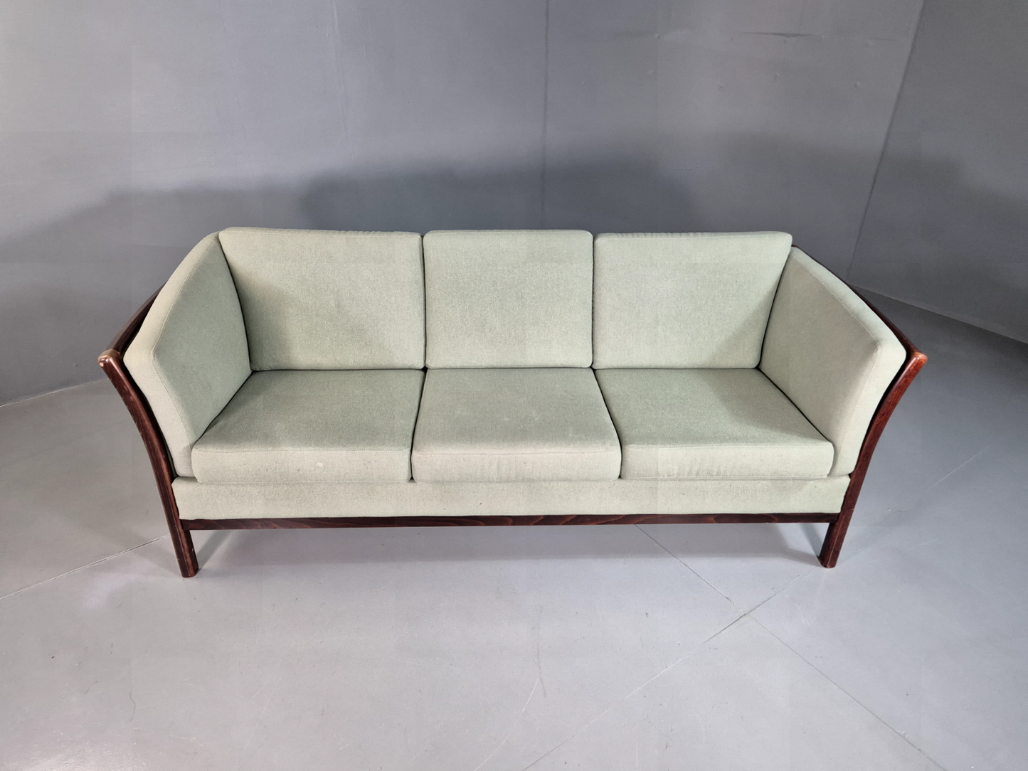 EB7286 Vintage Danish 3 Seat Sofa Green Wool Beech Frame Stouby Retro MCM M3SS