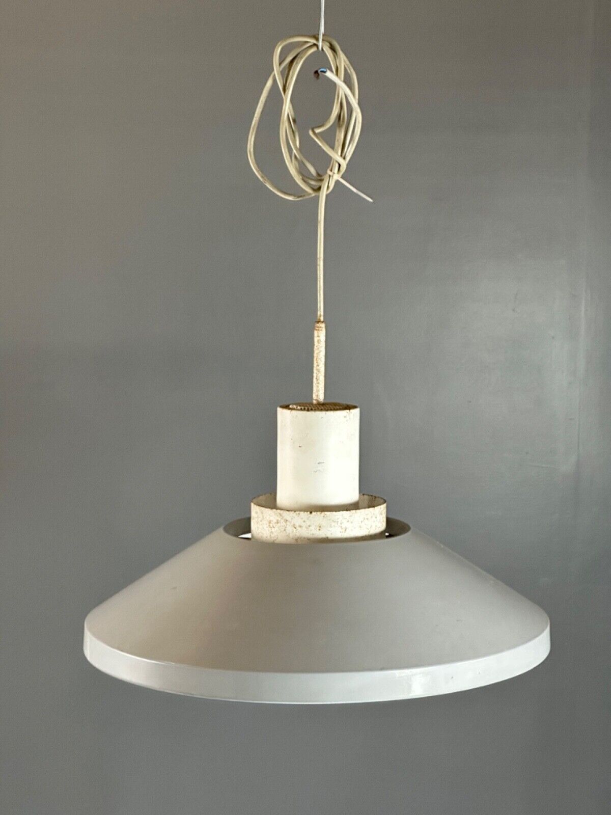 EB4648 Danish Retro Industrial White And Grey Aluminium Pendent Light  LCLW