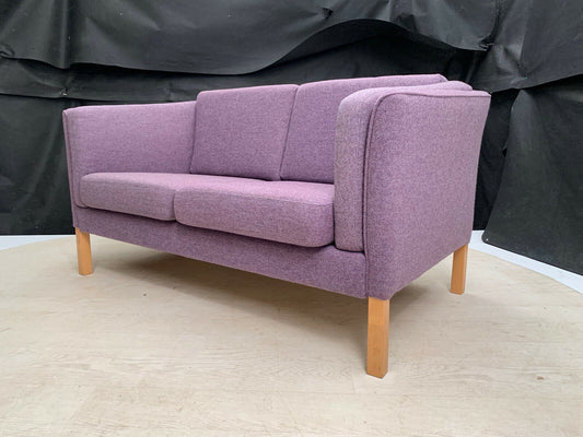 EB2673 Danish Purple Wool Two Seater Sofa Mid-Century Modern Lounge Seating M2SS