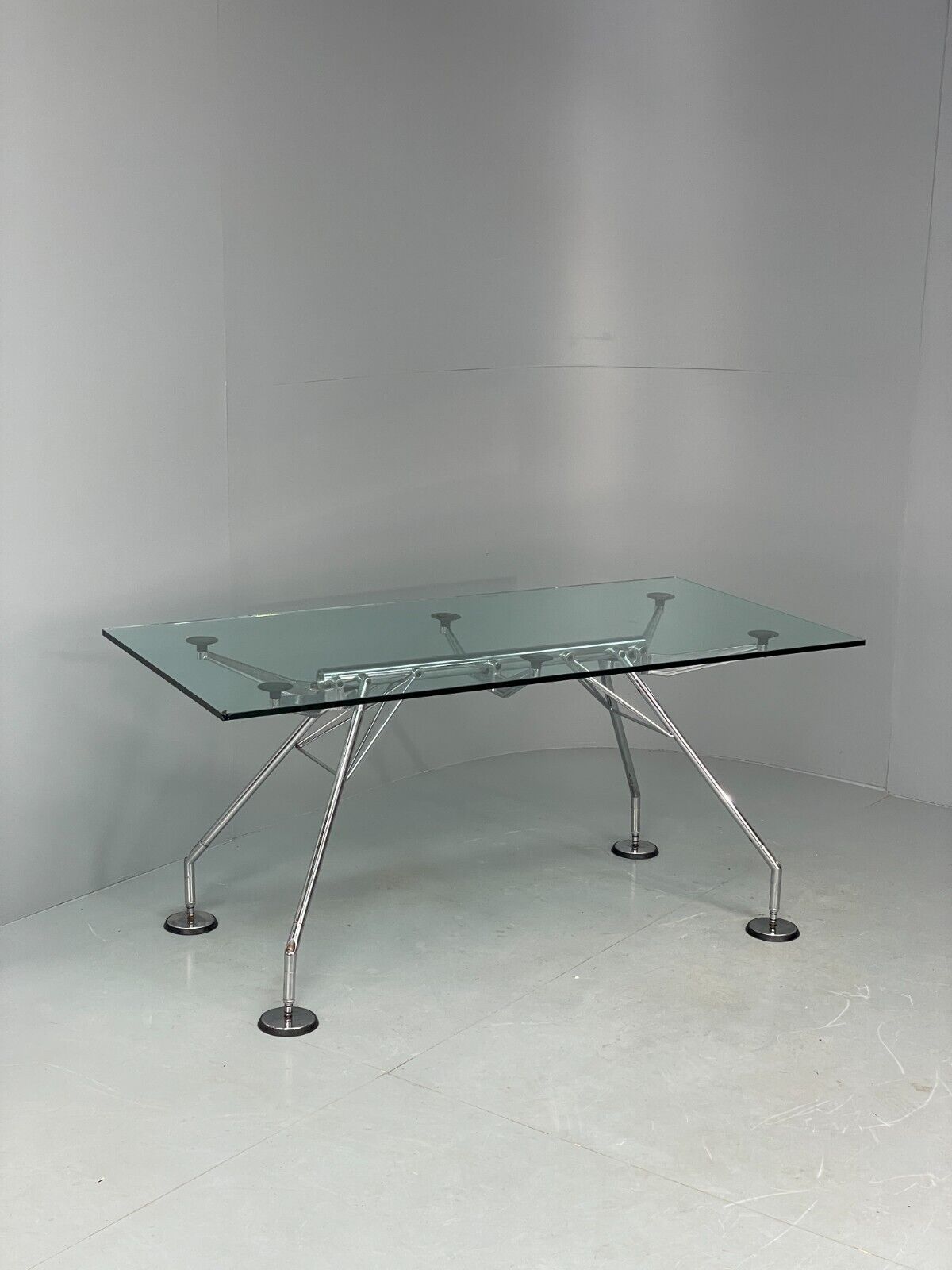 Nomos Table By Norman Foster For Tecno Postmodern Designer 1980s EB7532 MWOO