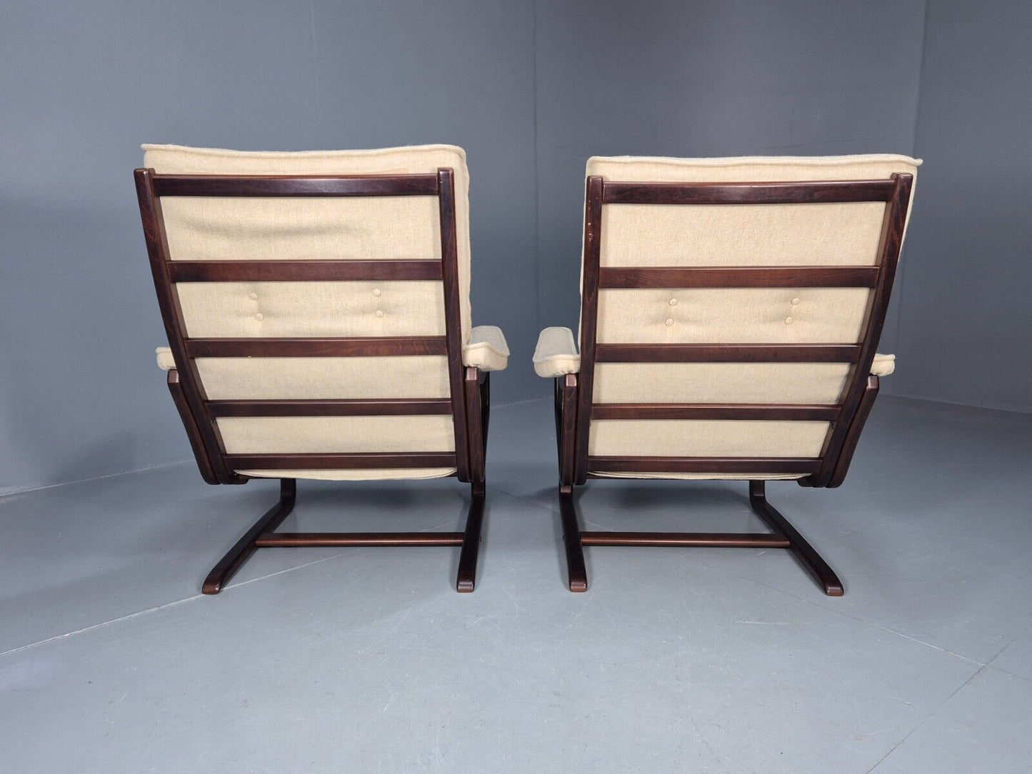 2 Vintage Danish Lounge Chairs Cream Wool Bentwood 1980s Retro MCM EB8540 MBEN