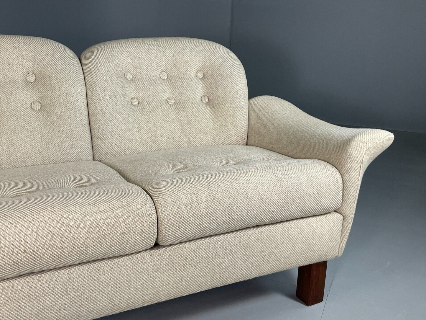 EB6778 Vintage Danish 2 Seat Sofa Cream Wool 1980s Retro MCM M2SS