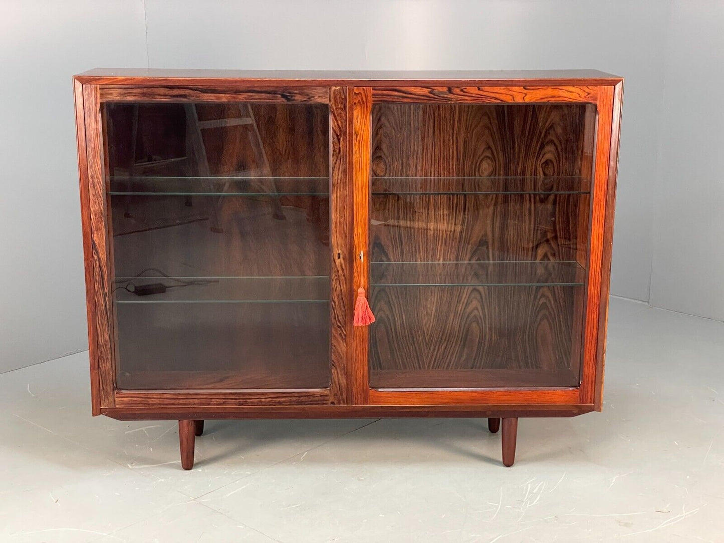 EB7526 Vintage Danish Glazed Display Cabinet 1970s Mid Century Modern MWOO