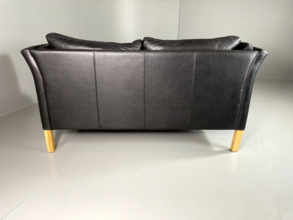 EB5861 Vintage Danish 2 Seat Black Leather Sofa, Retro, MCM M2SS