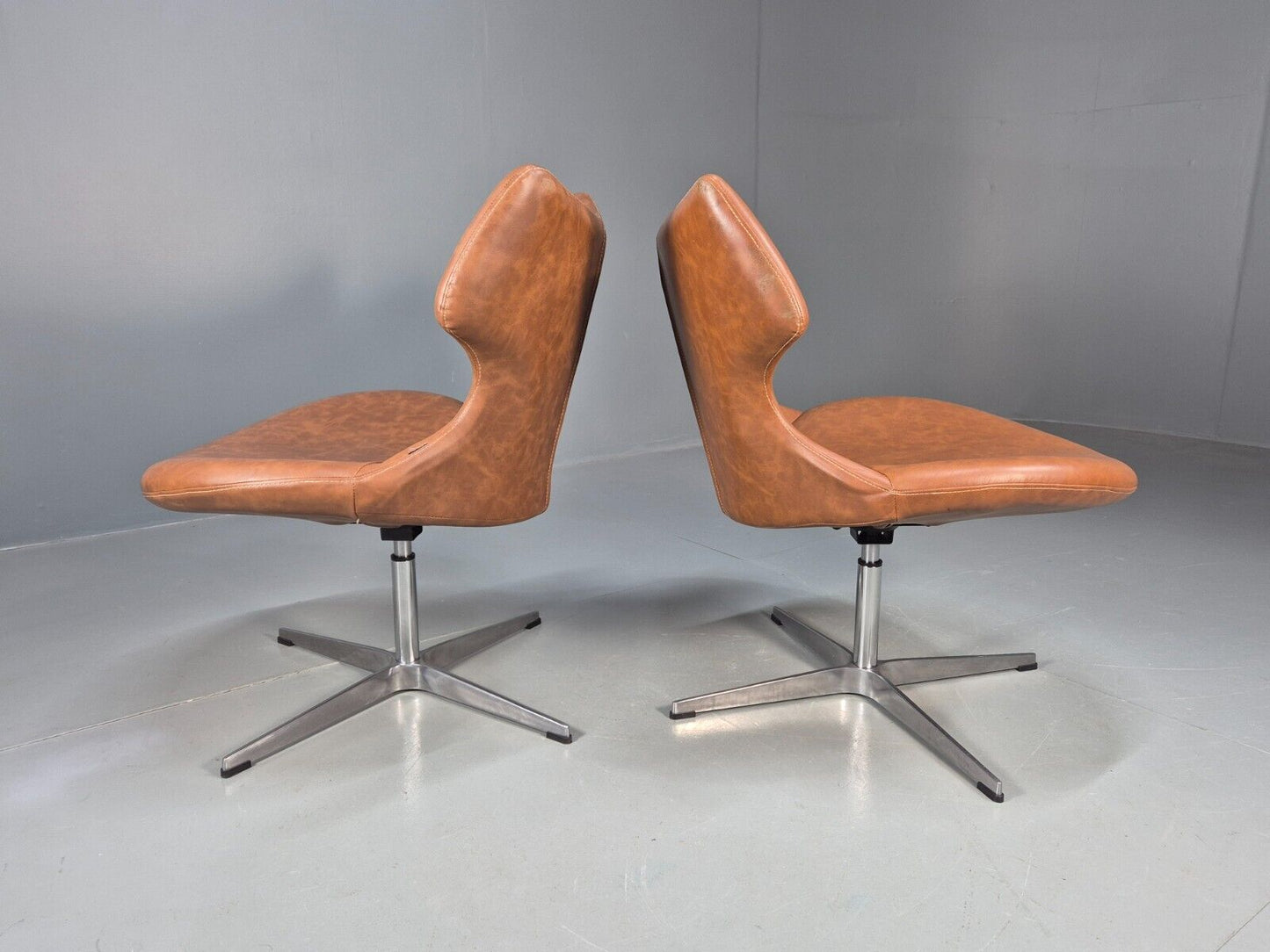 2 Vintage Danish Swivel Chairs Brown Faux Leather Retro Style EB8529 MSWI