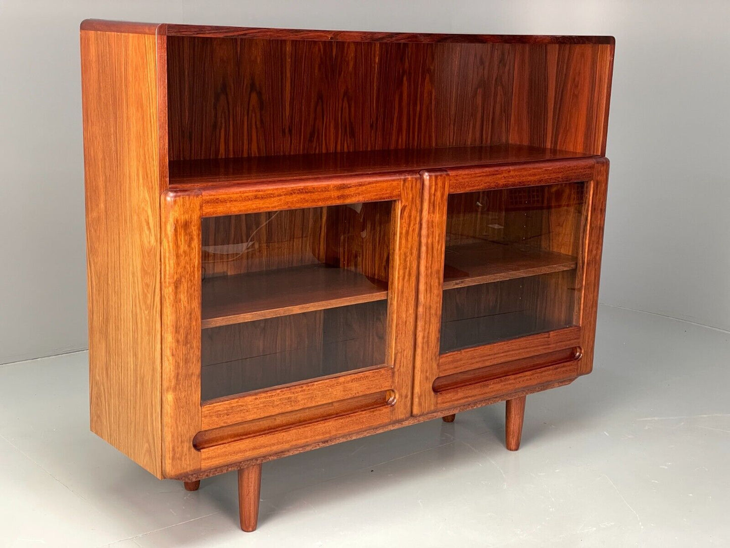 EB6845 Vintage Danish Rosewood Display Cabinet Retro 1980s MWOO