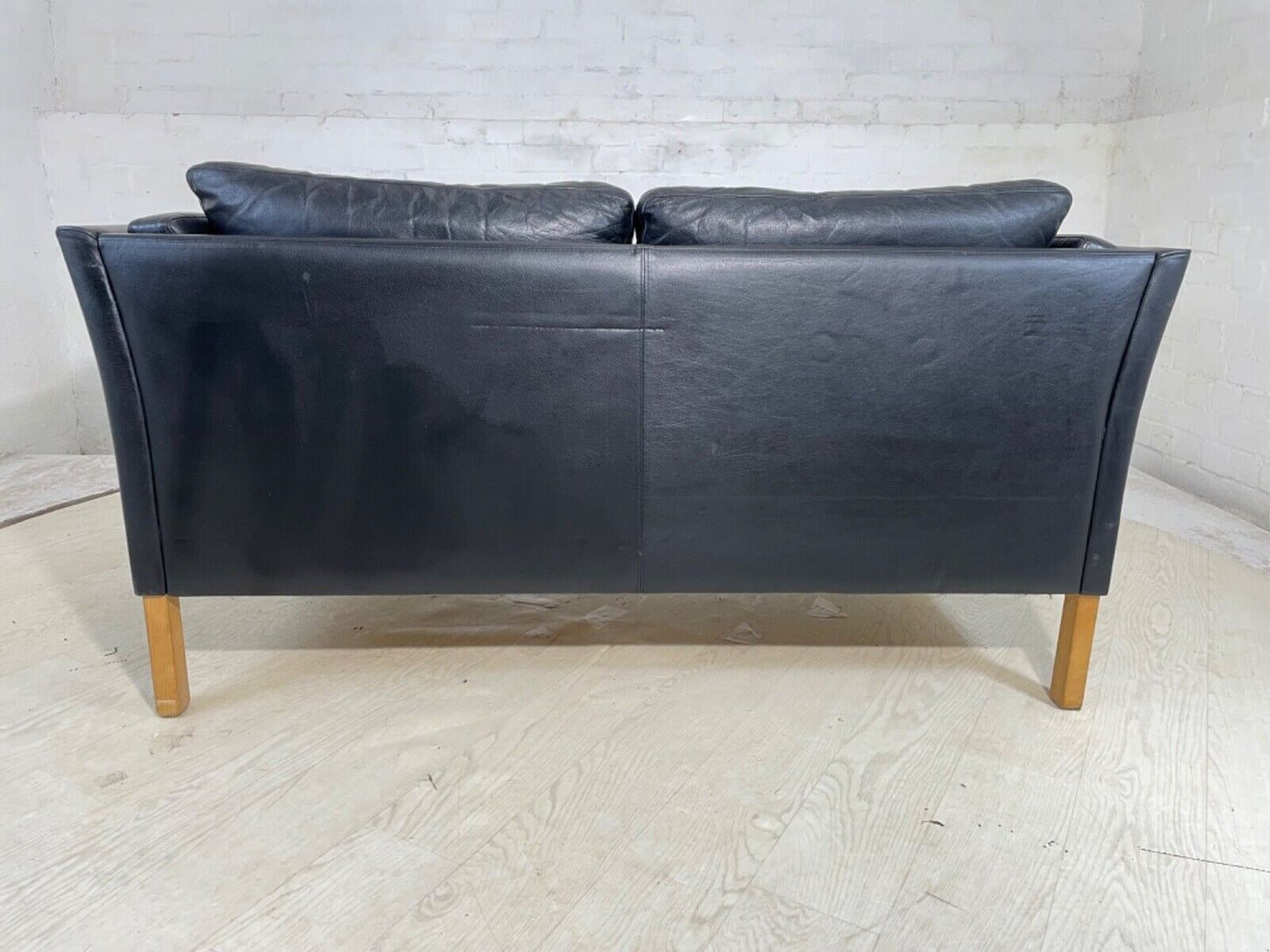 EB4465 Vintage Danish Black Leather Two Seat Sofa, Retro, MCM, M2SS