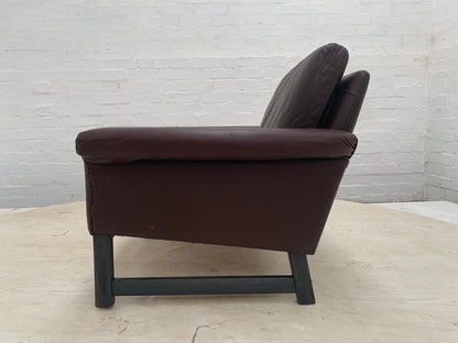 EB3203 Danish Brown Leather Arm Chair Mid-Century Modern Lounge Seating MNOR