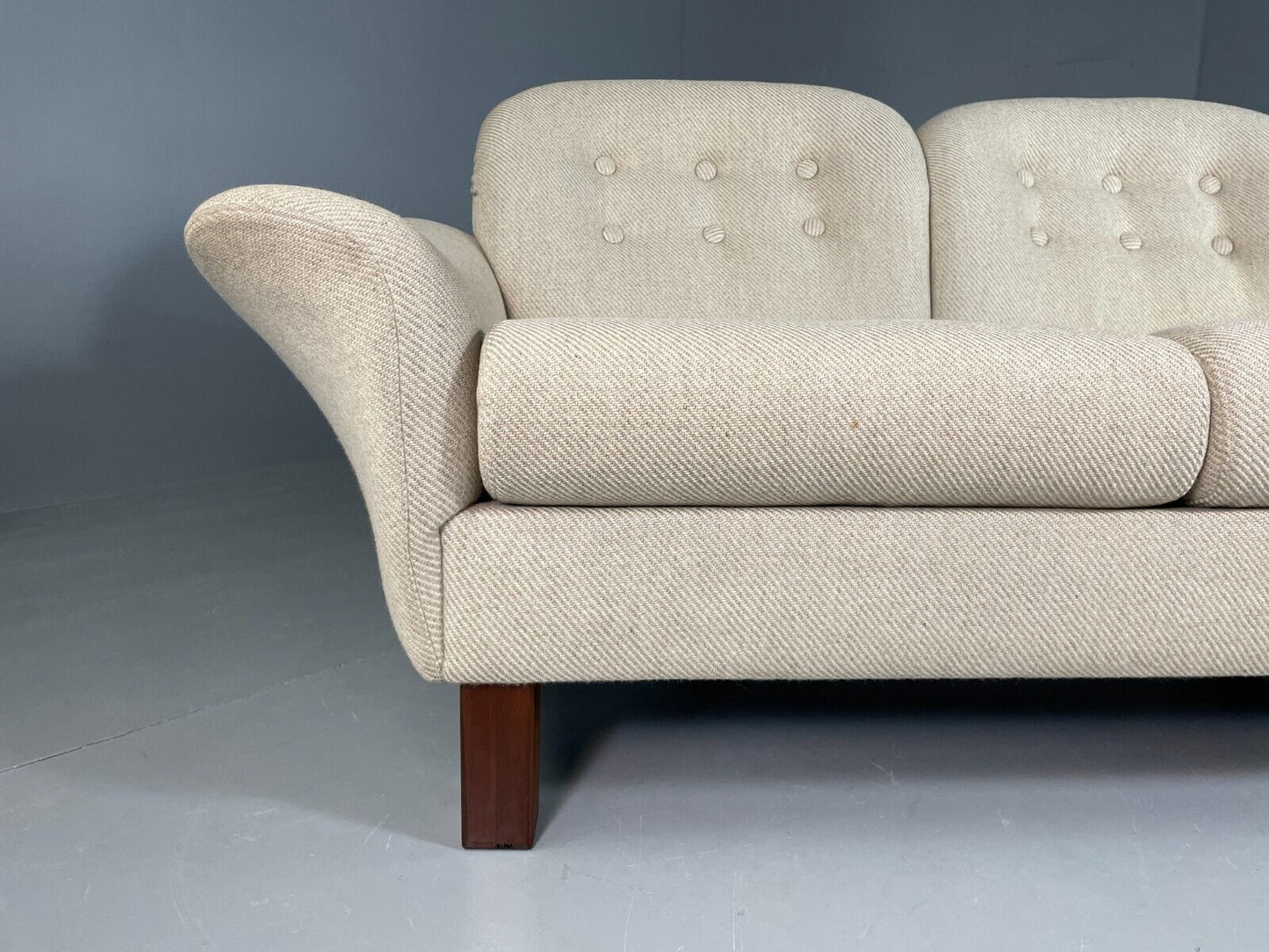 EB6778 Vintage Danish 2 Seat Sofa Cream Wool 1980s Retro MCM M2SS