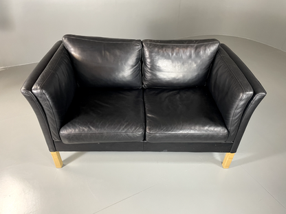 EB5698 Vintage Danish 2 Seat Black Leather and Vinyl Sofa, Retro, MCM M2SS