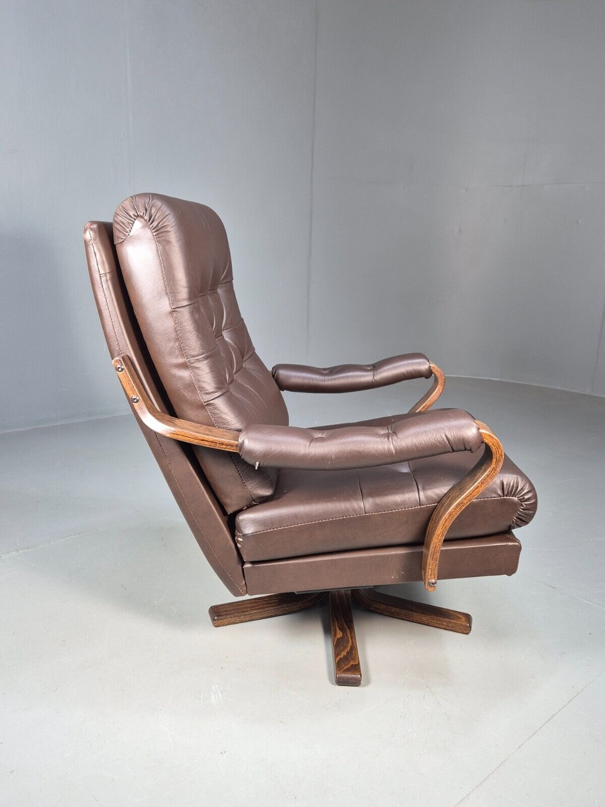 Vintage Danish Swivel Lounge Chair Brown Leather Bentwood 1970s MCM  EB8554 MBEN