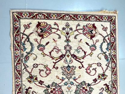 EB4805 Cream Ground & Floral Machine Woven Floor Rug, Retro, Antique  VWOO