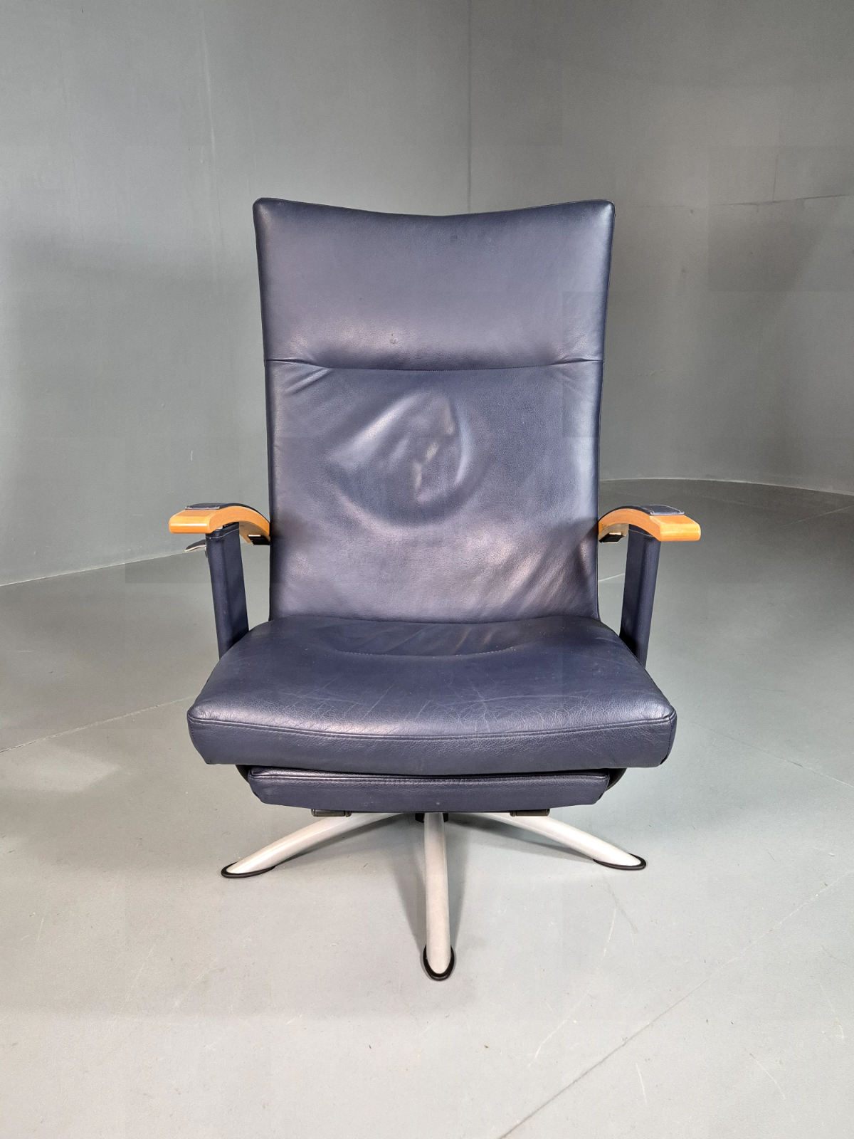 EB7335 Vintage Swedish Swivel Recline Lounge Chair Blue Leather 1980s Retro MSWI