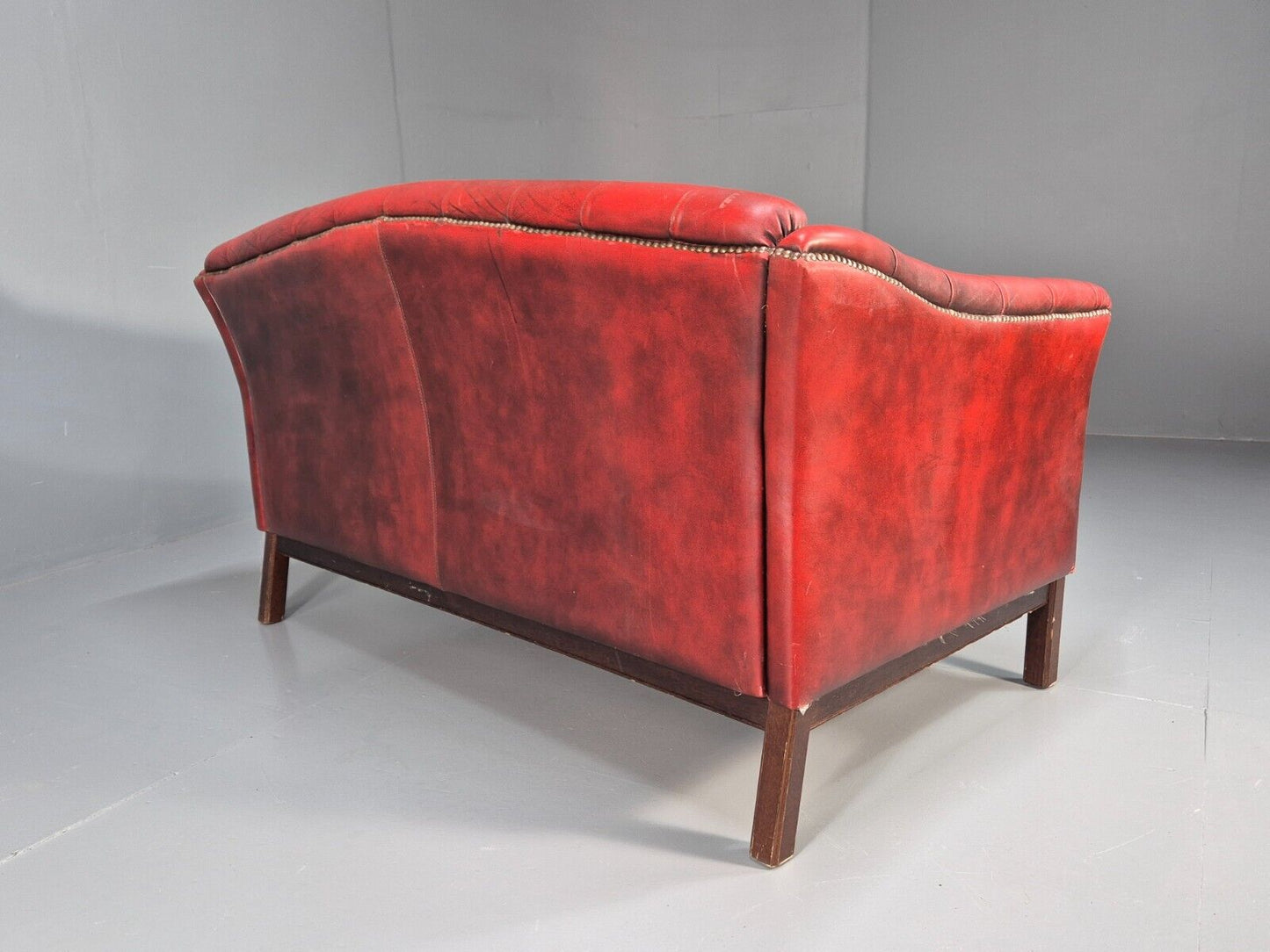 Vintage Danish 2 Seat Sofa Red Leather Chesterfield Style Retro EB8574 VCHE