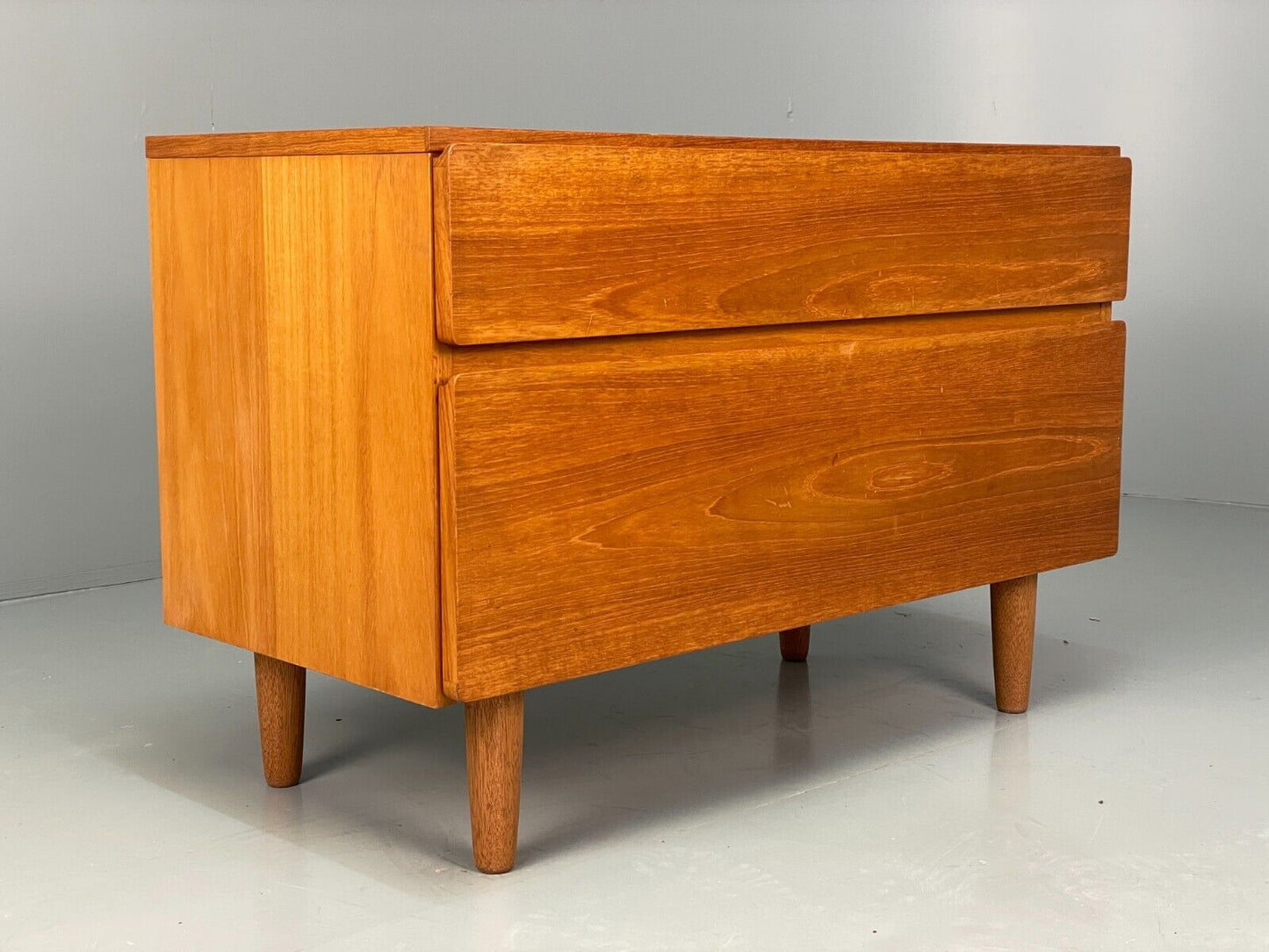 Vintage Small Teak Chest Of Drawers By Beaver & Tapley EB7966 MWOO