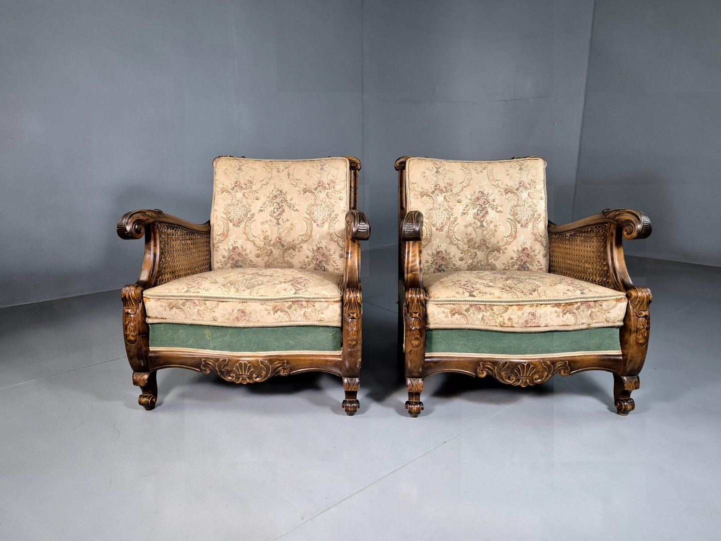 EB6700 2 Vintage Danish Lounge Chairs Green Cream Bergere Mahogany Antique VBER