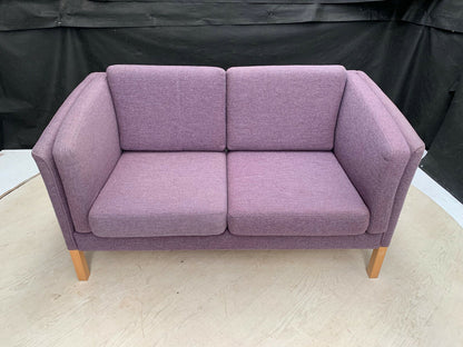 EB2674 Danish Purple Wool Two Seater Sofa Mid-Century Modern Lounge Seating M2SS