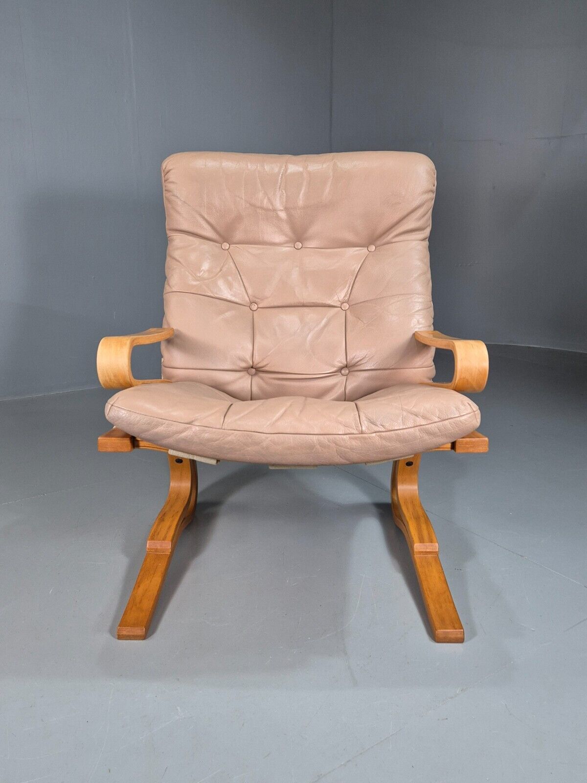 Vintage Danish Lounge Chair Beige Leather Skyline Hove Retro MCM EB7596 MBEN